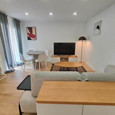 Fantastic Apartment Sant Adria Beach Сант Адриа де Бесос Екстериор снимка