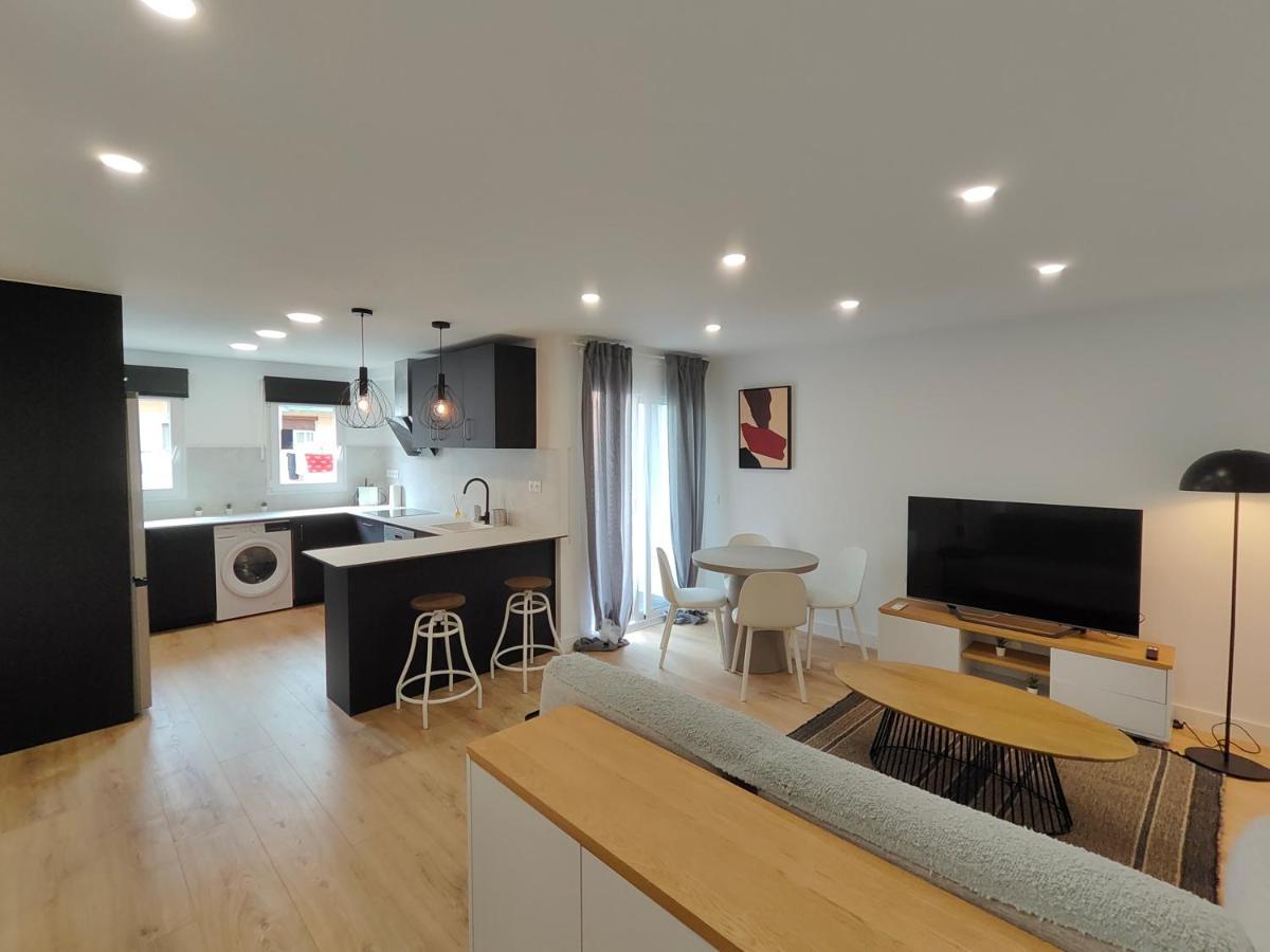 Fantastic Apartment Sant Adria Beach Сант Адриа де Бесос Екстериор снимка